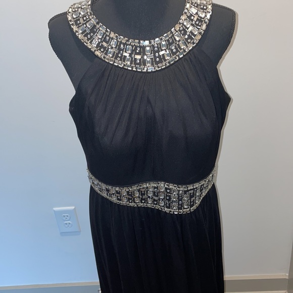 Black dress with rhinestone collar - Picture 4 of 6